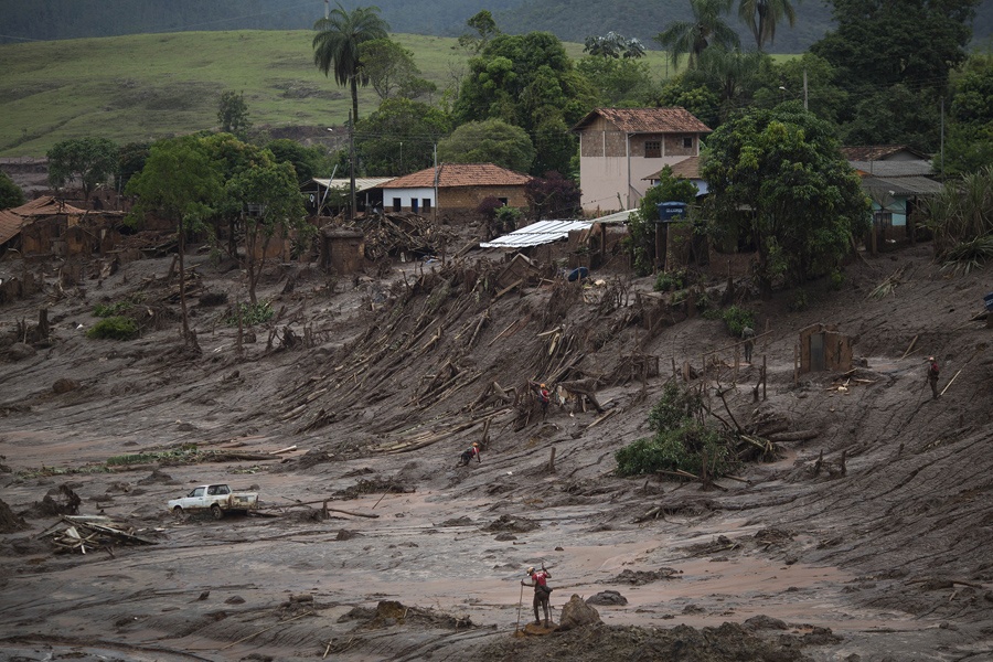 Brazil Dam Bursts